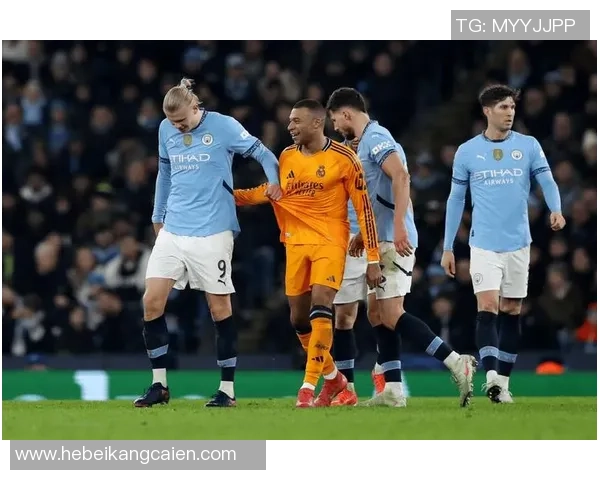 英超经典对决巴萨与皇马战成平局帽子戏法点燃全场激情