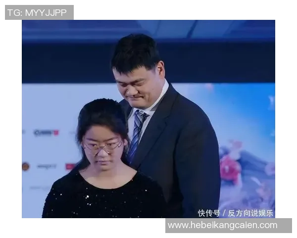 姚明女儿饭量惊人引关注网友纷纷猜测她是否继承父亲的篮球基因