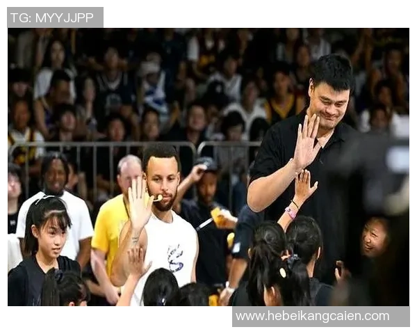 神探姚明与失踪的篮球梦：揭开赛场背后的神秘谜团