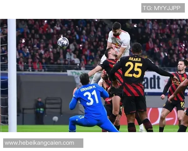 德甲惊天冷门里昂上演帽子戏法逆转曼联引全场沸腾