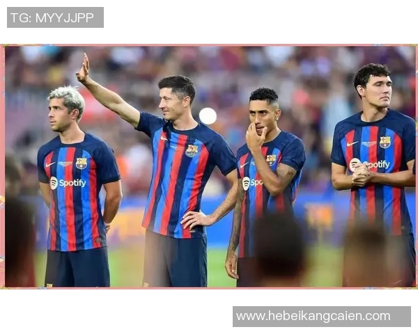 友谊赛精彩对决巴黎圣日耳曼与本菲卡战成平局引发热议 友谊赛精彩对决巴黎圣日耳曼与本菲卡战成平局引发热议