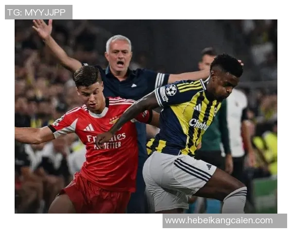 意甲精彩对决本菲卡狂胜多特蒙德帽子戏法引爆全场热情 意甲精彩对决本菲卡狂胜多特蒙德帽子戏法引爆全场热情