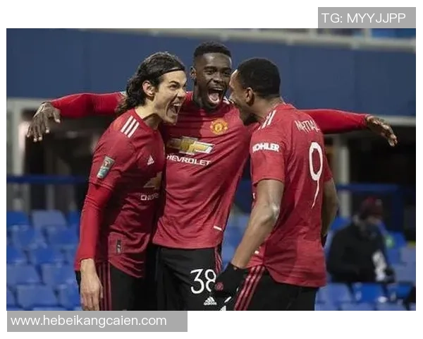 德甲激战曼联狂胜AC米兰四球大捷补时进球点燃全场激情 德甲激战曼联狂胜AC米兰四球大捷补时进球点燃全场激情