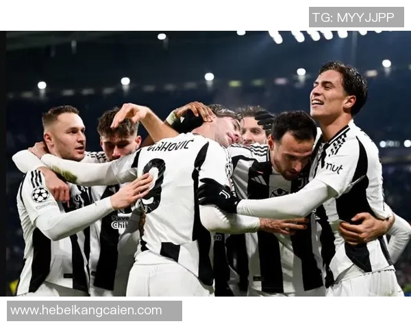 欧冠焦点战尤文图斯与曼城互交白卷争议判罚引发全场热议 欧冠焦点战尤文图斯与曼城互交白卷争议判罚引发全场热议