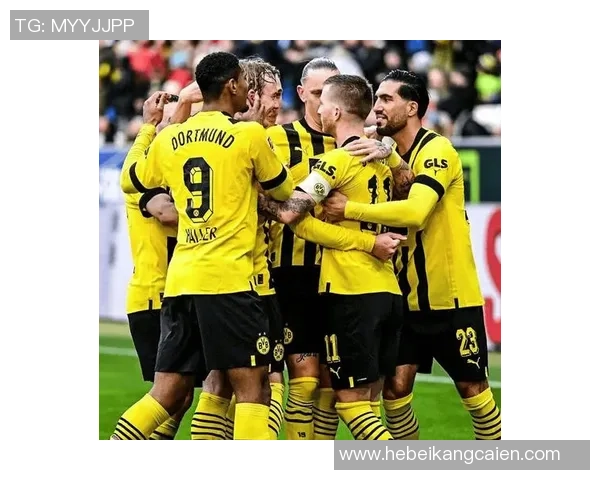 欧联杯精彩对决尤文图斯狂胜多特蒙德引发全场热烈反响 欧联杯精彩对决尤文图斯狂胜多特蒙德引发全场热烈反响